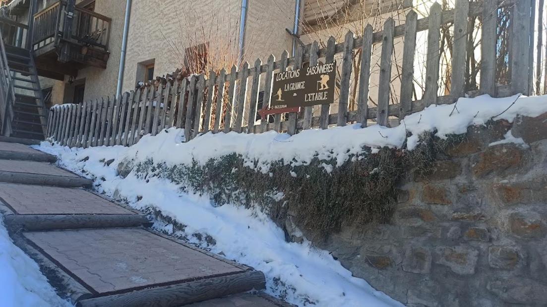 L'Etable Apartment Crevoux Bagian luar foto
