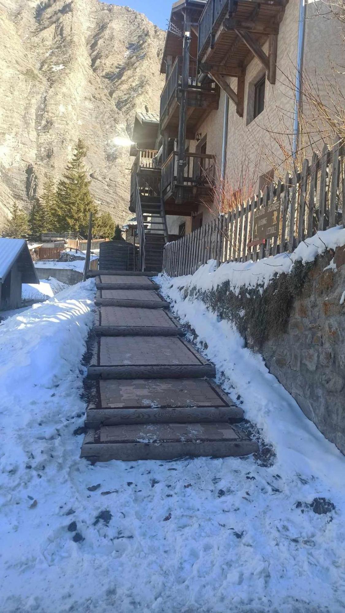 L'Etable Apartment Crevoux Bagian luar foto